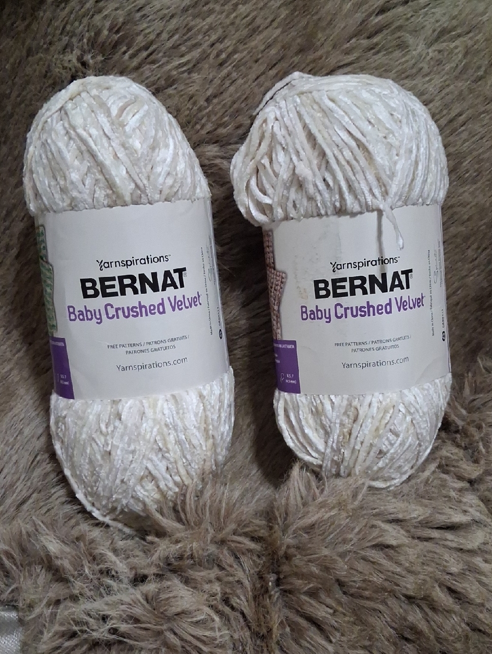 Bernat Baby Crushed Velvet Yarn - Cream